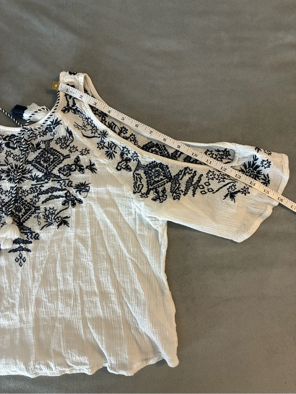H&M Coachella White Blouse with Blue Floral Embroidery - Picture 7 of 9